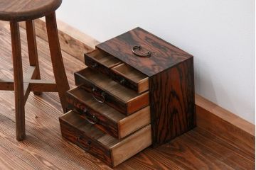 アンティーク家具　古民具・骨董 イタミ有り　総黒柿材無垢　上質な小引き出し