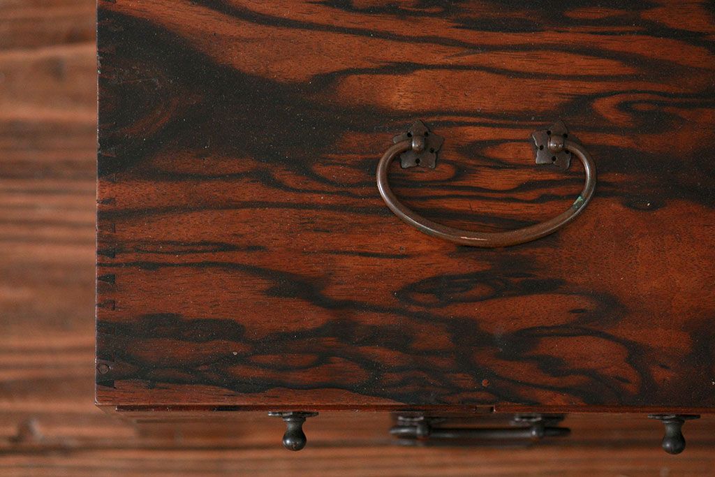 アンティーク家具　古民具・骨董 イタミ有り　総黒柿材無垢　上質な小引き出し