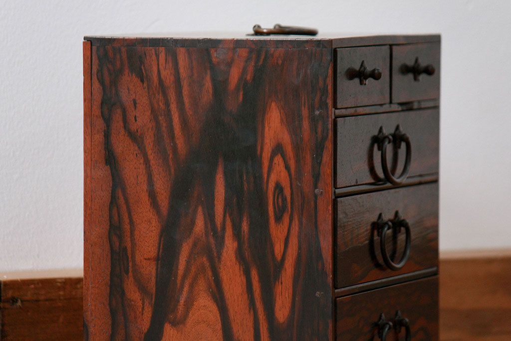 アンティーク家具　古民具・骨董 イタミ有り　総黒柿材無垢　上質な小引き出し