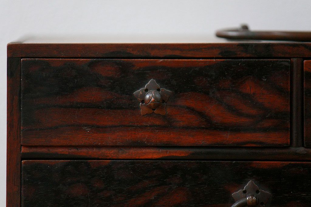 アンティーク家具　古民具・骨董 イタミ有り　総黒柿材無垢　上質な小引き出し