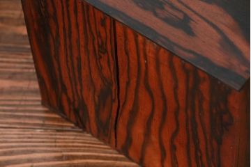 アンティーク家具　古民具・骨董 イタミ有り　総黒柿材無垢　上質な小引き出し