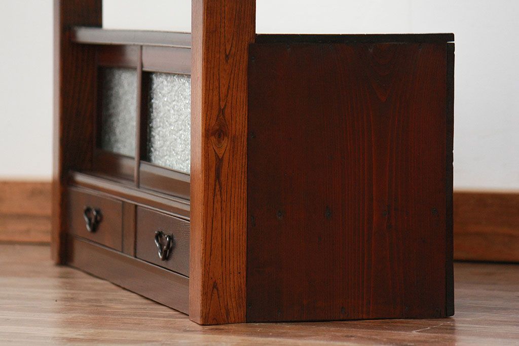 アンティーク家具　古民具・骨董 ダイヤガラス入りの小さな置き床(置床、ローボード)