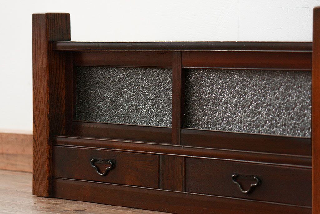 アンティーク家具　古民具・骨董 ダイヤガラス入りの小さな置き床(置床、ローボード)