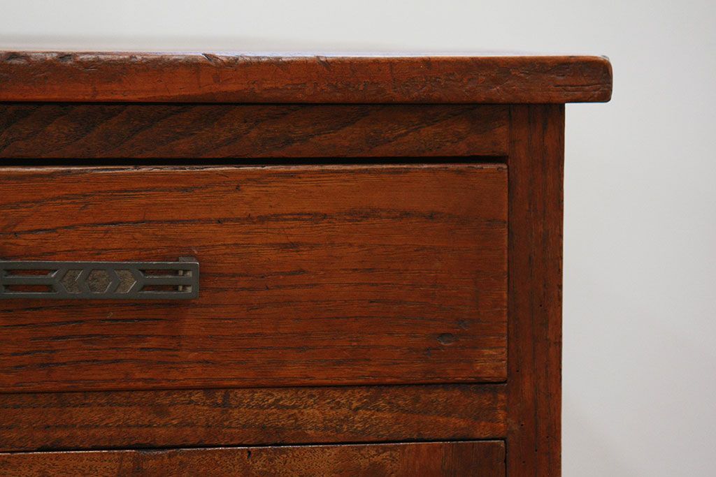 アンティーク家具　アンティーク モールガラス入りの小振りなサイドテーブル(1)　(収納棚)