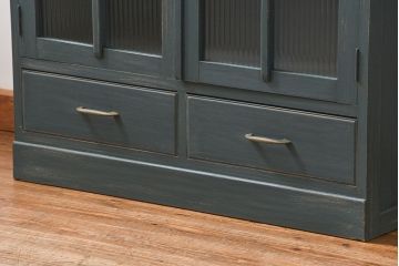 アンティーク家具　アンティークペイント　モールガラス入りの大きなブックケース(本箱、収納棚)