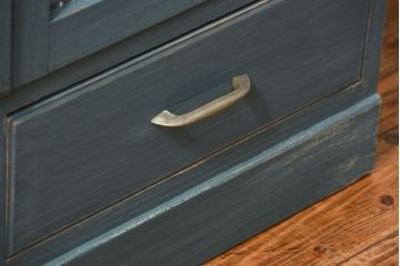 アンティーク家具　アンティークペイント　モールガラス入りの大きなブックケース(本箱、収納棚)