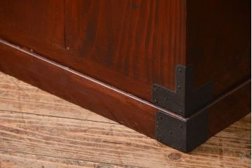 アンティーク家具　古民具・骨董 前面欅材　金具の立派な　五丁引き　上手庄内箪笥(時代箪笥)