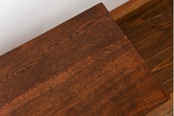 アンティーク家具　アンティーク 天板ナラ材の薄型作業台(4)(サイドテーブル、机、在宅ワーク、在宅用デスク)