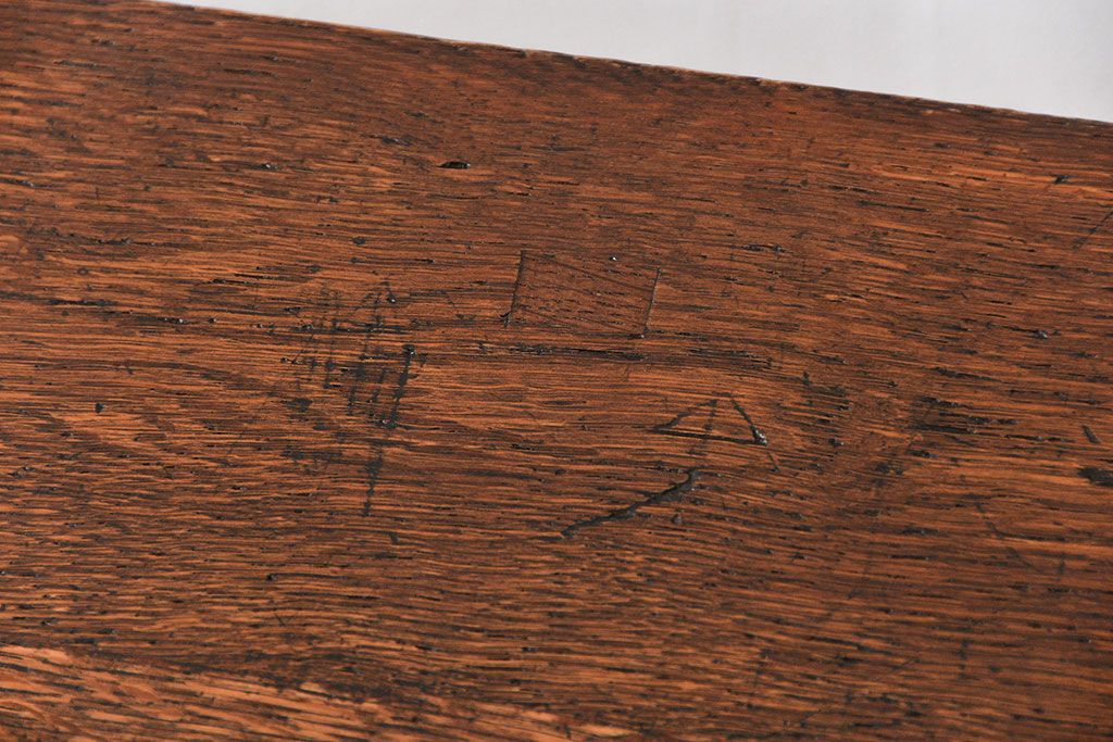 アンティーク家具　アンティーク 天板ナラ材の薄型作業台(4)(サイドテーブル、机、在宅ワーク、在宅用デスク)