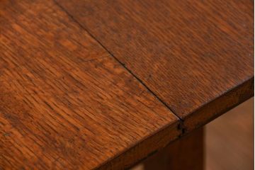 アンティーク家具　古民具・骨董 天板ナラ材の薄型作業台(5)(サイドテーブル、机、在宅ワーク、在宅用デスク)