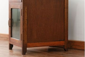 アンティーク家具　アンティーク モールガラス入りの小振りなサイドテーブル(2)　(収納棚)