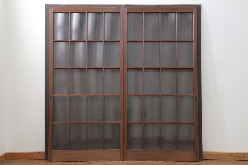 昭和レトロ モールガラス入りのシンプルなガラス戸　2枚セット(建具、引き戸)