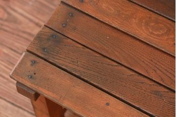 アンティーク家具　アンティーク 古い木の小振りな椅子(イス、チェアー)