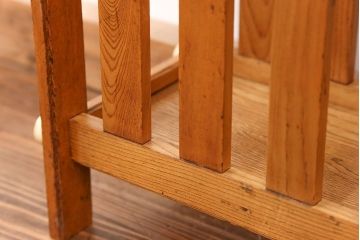 レトロ家具　昭和レトロ レトロなデザインのかわいいマガジンラック