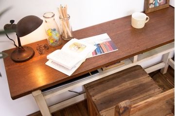 アンティーク家具　アンティークペイント　古い横長サイドテーブル(机、在宅ワーク、在宅用デスク、作業台)