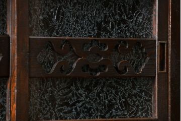 アンティーク家具　古民具・骨董 上品な結霜ガラス　4尺水屋箪笥　(食器棚、キャビネット)