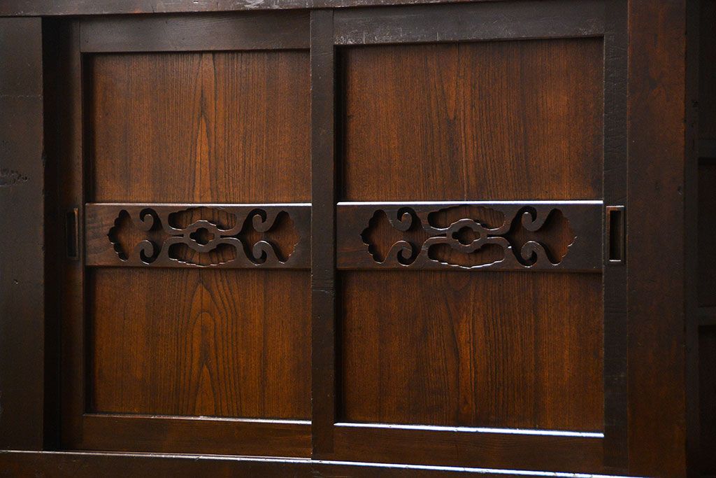 アンティーク家具　古民具・骨董 上品な結霜ガラス　4尺水屋箪笥　(食器棚、キャビネット)