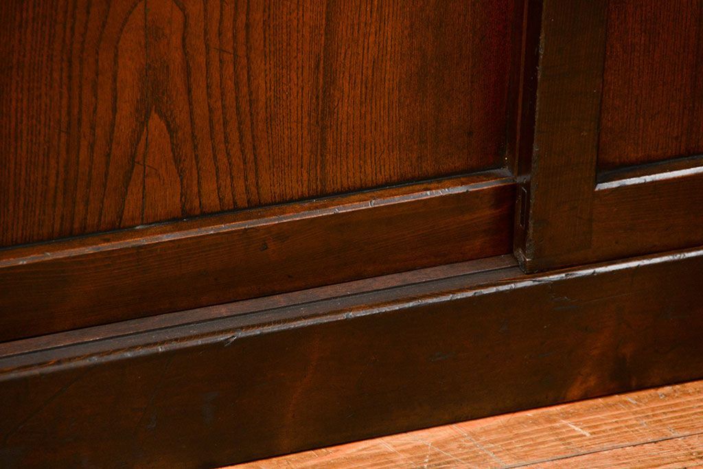 アンティーク家具　古民具・骨董 上品な結霜ガラス　4尺水屋箪笥　(食器棚、キャビネット)