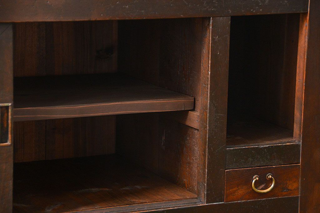 アンティーク家具　古民具・骨董 上品な結霜ガラス　4尺水屋箪笥　(食器棚、キャビネット)