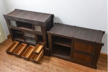 アンティーク家具　古民具・骨董 上品な結霜ガラス　4尺水屋箪笥　(食器棚、キャビネット)