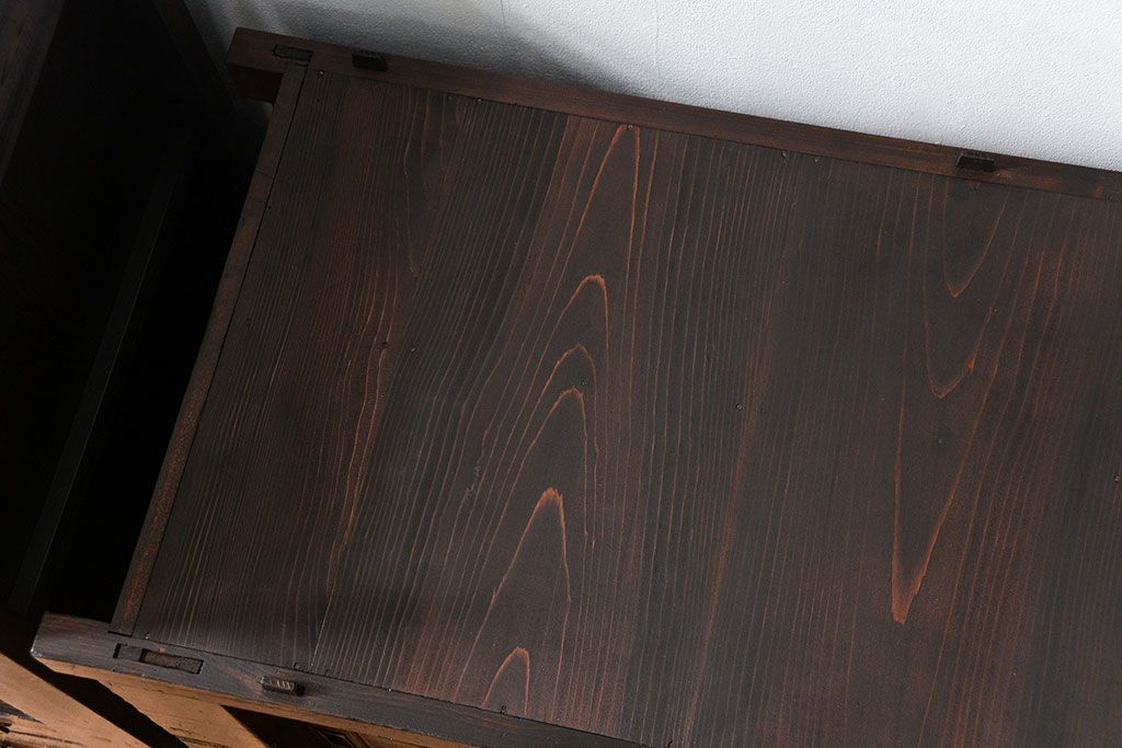 アンティーク家具　古民具・骨董 上品な結霜ガラス　4尺水屋箪笥　(食器棚、キャビネット)