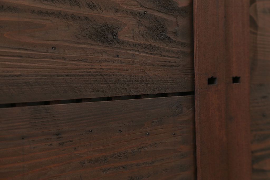 古民具・骨董　欅枠、欅桟の上質な格子板戸　2枚セット(1)(格子戸)