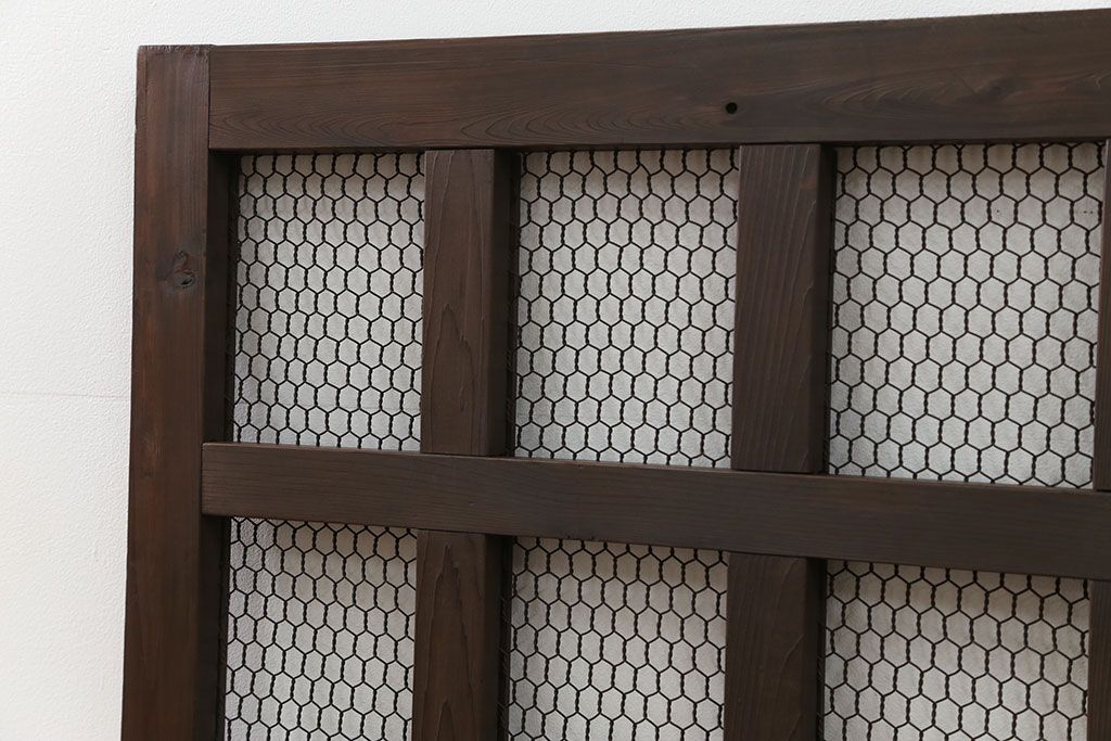 古民具・骨董 小さな金網付き格子窓　1枚(1)(格子戸、引き戸)