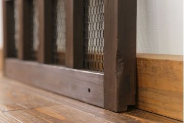 古民具・骨董 小さな金網付き格子窓　1枚(1)(格子戸、引き戸)