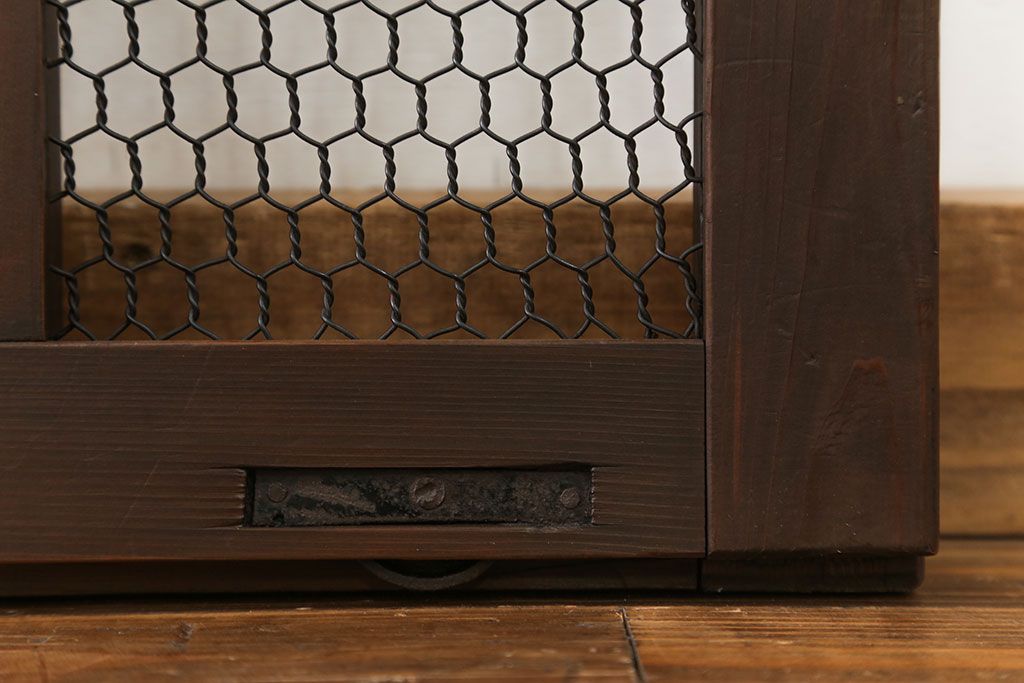 古民具・骨董 小さな金網付き格子窓　1枚(1)(格子戸、引き戸)