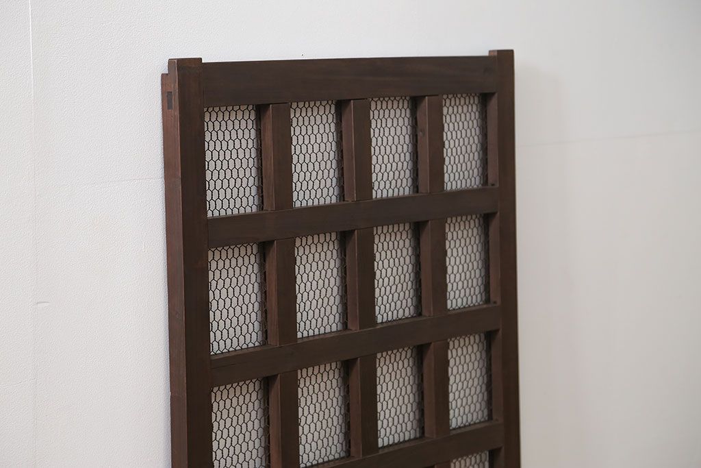 古民具・骨董 小さな金網付き格子窓　1枚(2)(格子戸、引き戸)