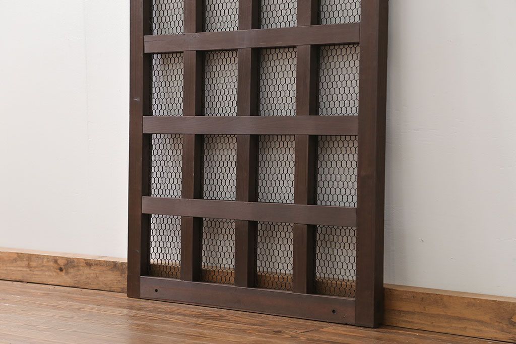 古民具・骨董 小さな金網付き格子窓　1枚(2)(格子戸、引き戸)