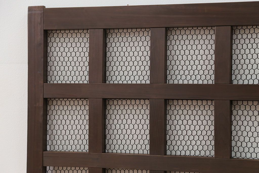 古民具・骨董 小さな金網付き格子窓　1枚(2)(格子戸、引き戸)