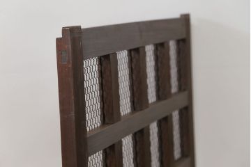 古民具・骨董 小さな金網付き格子窓　1枚(2)(格子戸、引き戸)