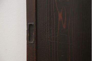 古民具・骨董 使い込まれた小さな板戸　2枚セット(引き戸、和風建具)