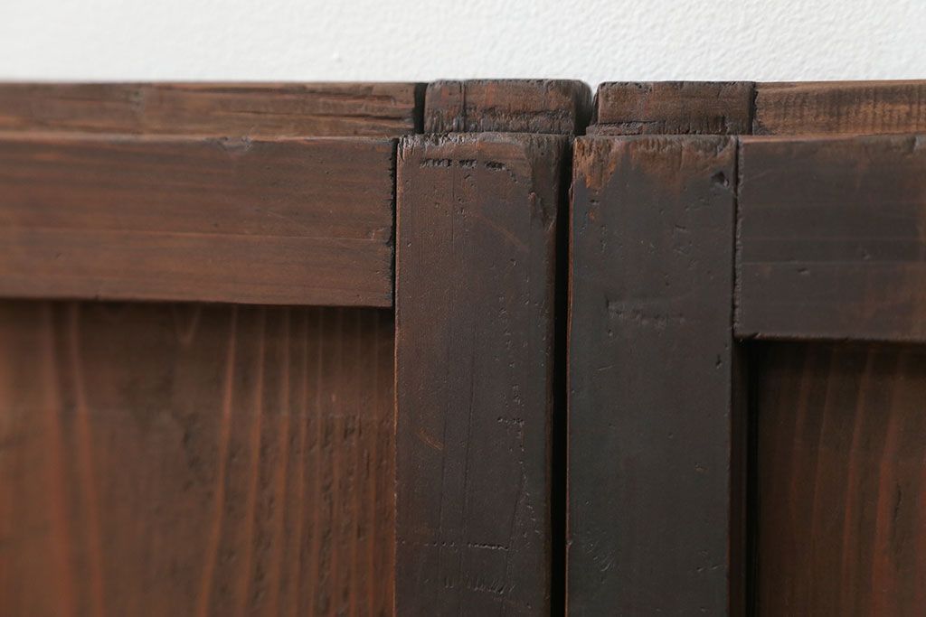 古民具・骨董 使い込まれた小さな板戸　2枚セット(引き戸、和風建具)