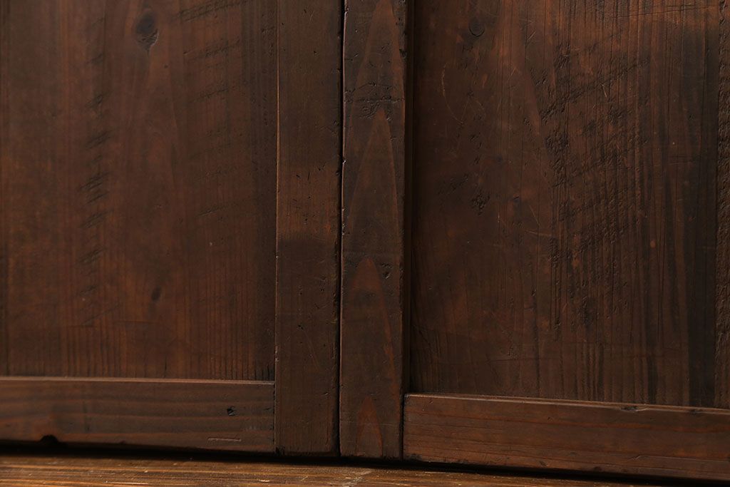 古民具・骨董 使い込まれた小さな板戸　2枚セット(引き戸、和風建具)