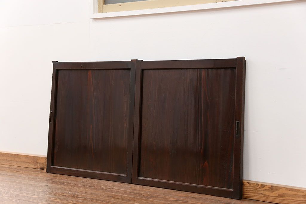 アンティーク 古い木のシンプルな板戸2枚セット(引き戸、窓)