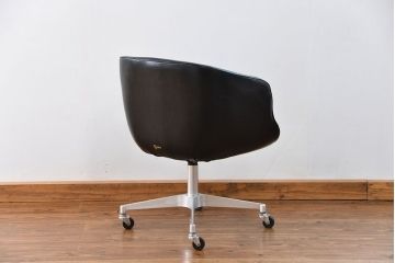 ヴィンテージ家具　1960〜70年代　レトロなデザインのビンテージキャスターチェア(椅子、イス)