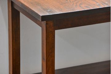 アンティーク家具　アンティーク 古い木のシンプルで上品なサイドテーブル