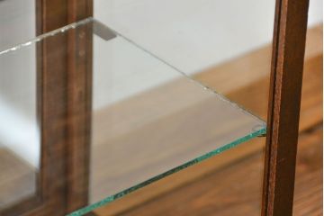 アンティーク家具　アンティーク 小さな卓上ガラスケース(1) (ショーケース、飾り棚)
