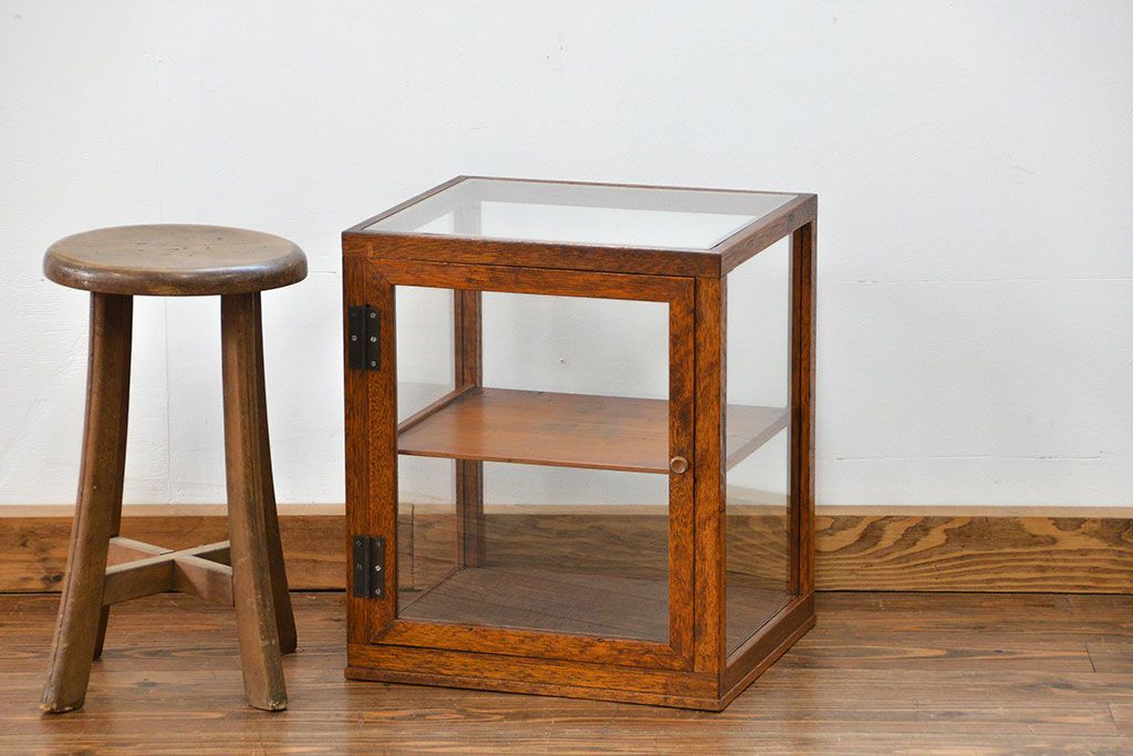 アンティーク家具　アンティーク 小さな卓上ガラスケース(2) (ショーケース、飾り棚)