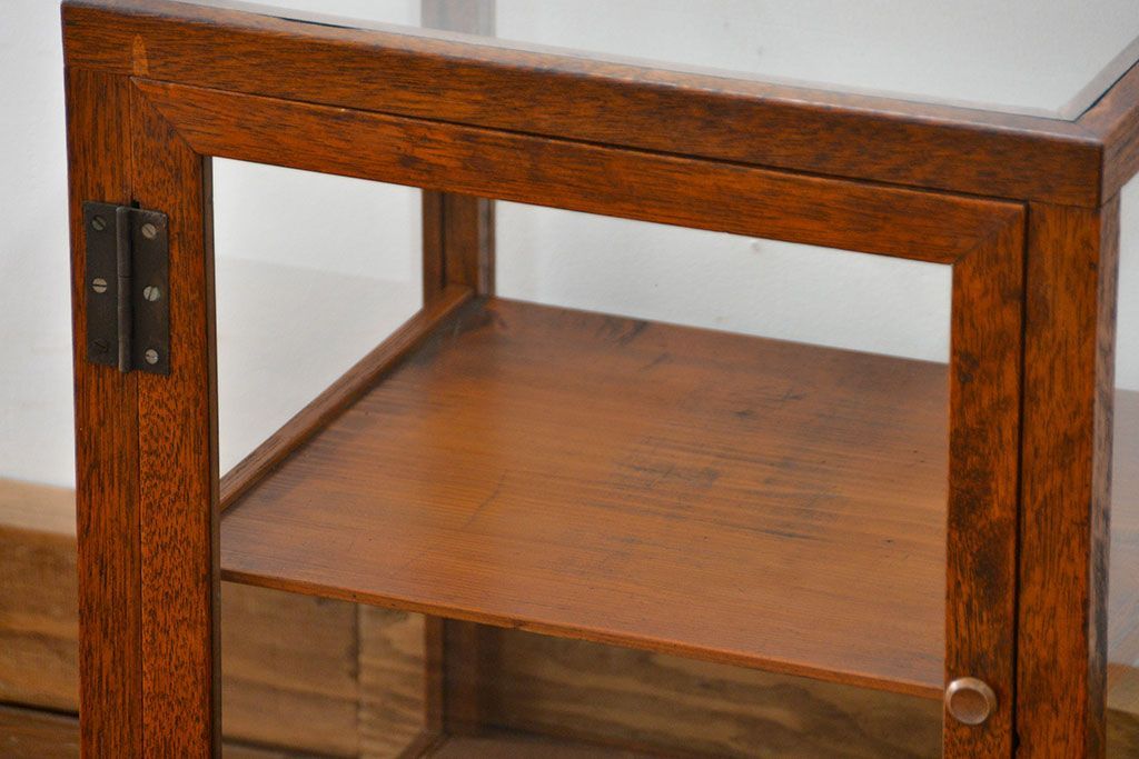 アンティーク家具　アンティーク 小さな卓上ガラスケース(2) (ショーケース、飾り棚)