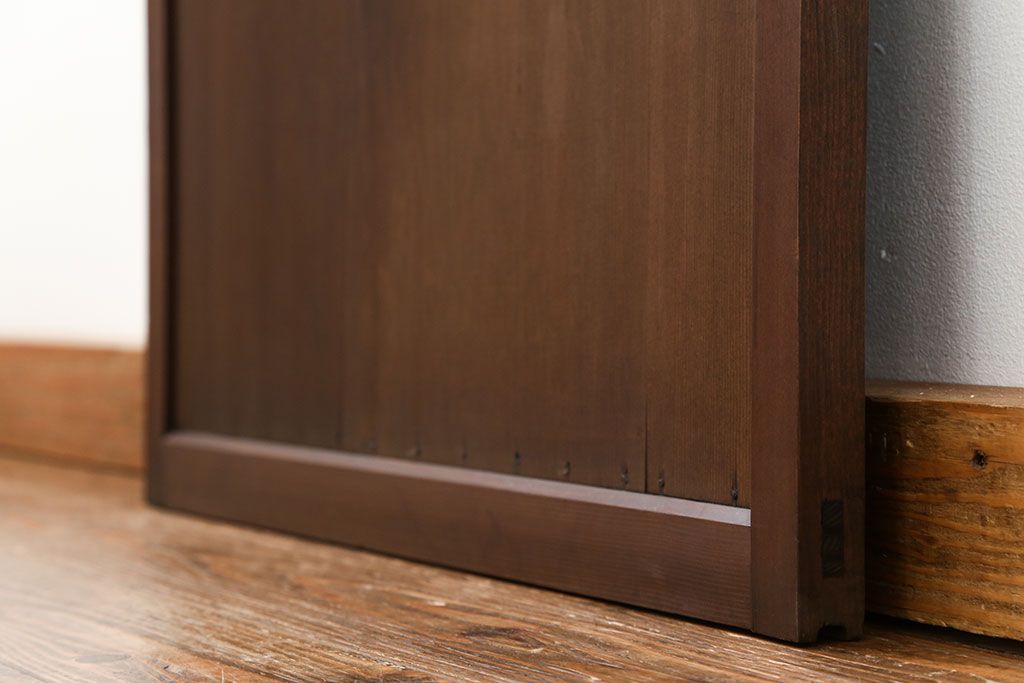 古民具・骨董 柾目の美しい上品な板戸　(引き戸)