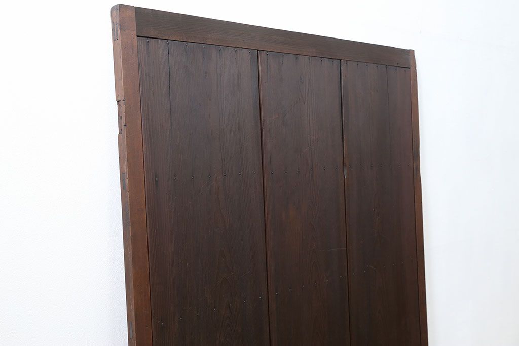 アンティーク 古い木のシンプルな扉　1枚　(ドア)