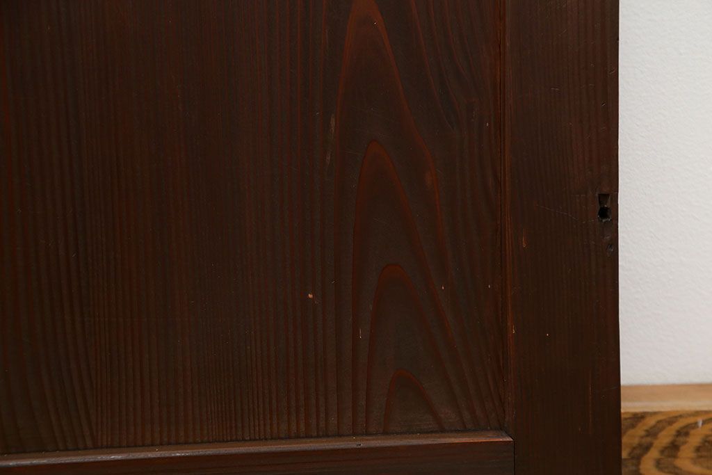 昭和レトロ シンプルで上品な扉(ドア)