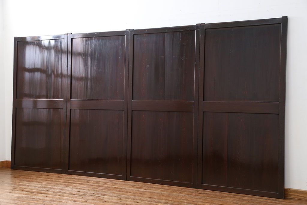 古民具・骨董 囲炉裏でいぶされた　つやのある帯戸　4枚セット　(引き戸、古民家)