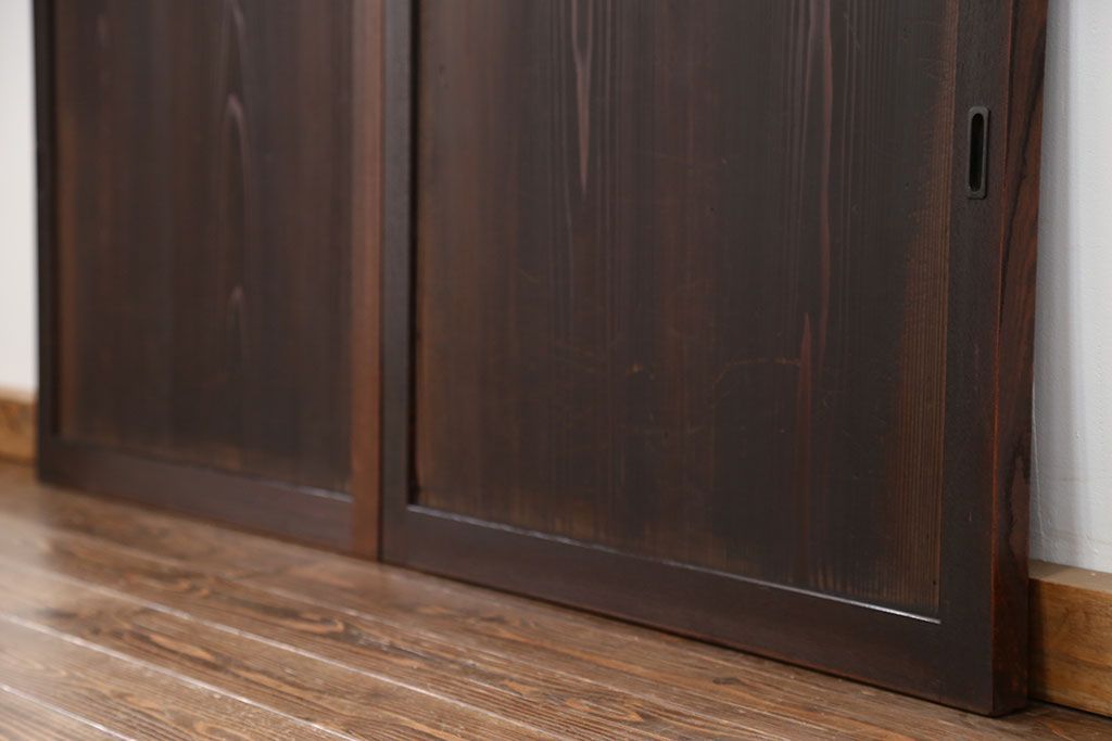 古民具・骨董 シンプルな欅枠の板戸2枚セット(窓)