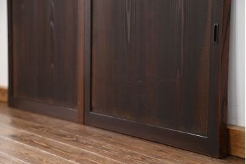 古民具・骨董 シンプルな欅枠の板戸2枚セット(窓)