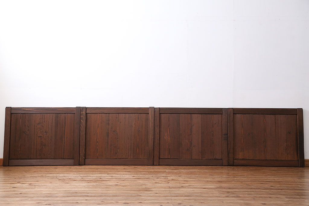 アンティーク シンプルなアンティーク板戸　4枚(引き戸、窓)