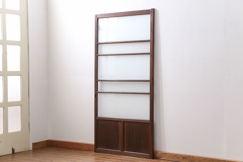 昭和レトロ ダイヤガラスとすりガラスのシンプルなガラス戸